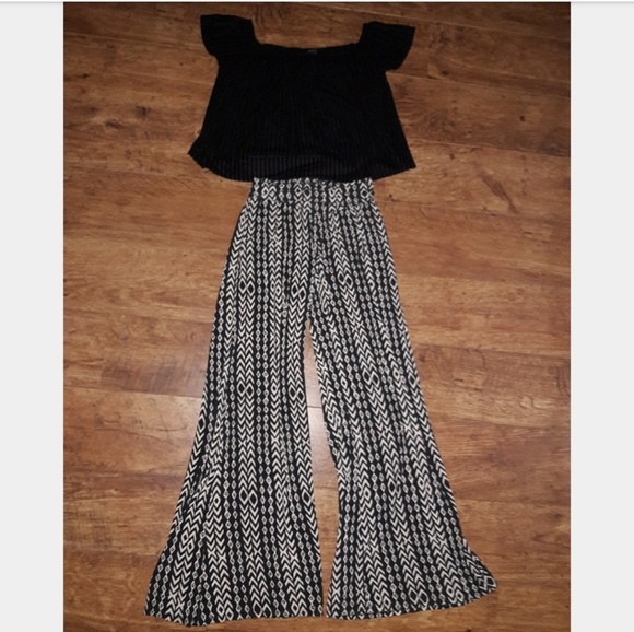 American Rag Pants - American Rag high waisted bohemian style pants